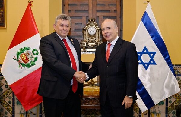 Perú e Israel repasan su agenda bilateral en un encuentro de alto nivel en Torre Tagle