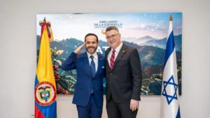 Lee más sobre el artículo Israel y Colombia inician su «era dorada» tras reunión entre Sa’ar y De la Espriella en Barranquilla