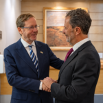Colombia cierra su regreso a Israel: el canciller Omar Bula se reunió con Isaac Herzog